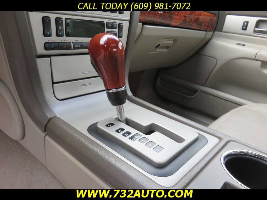 Used 2004 Lincoln LS image 13