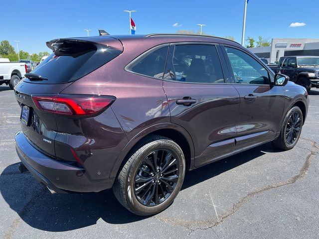 Used 2023 Ford Escape ST-Line Elite w/ Premium Technology Package AWD/4WD image 8