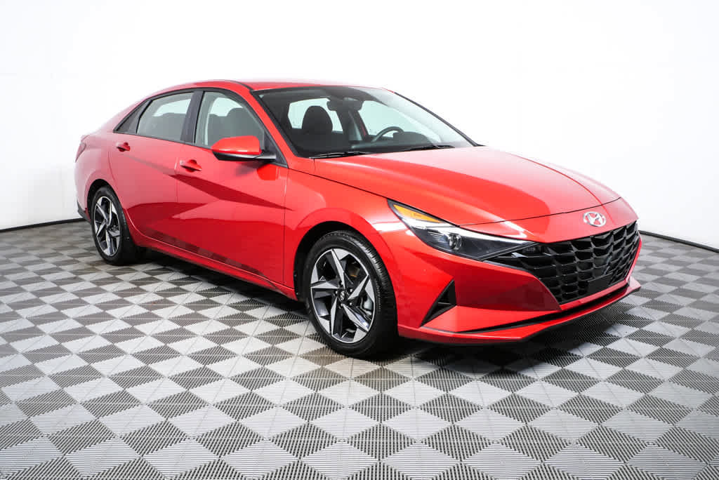 Certified 2023 Hyundai Elantra SEL w/ Convenience Package