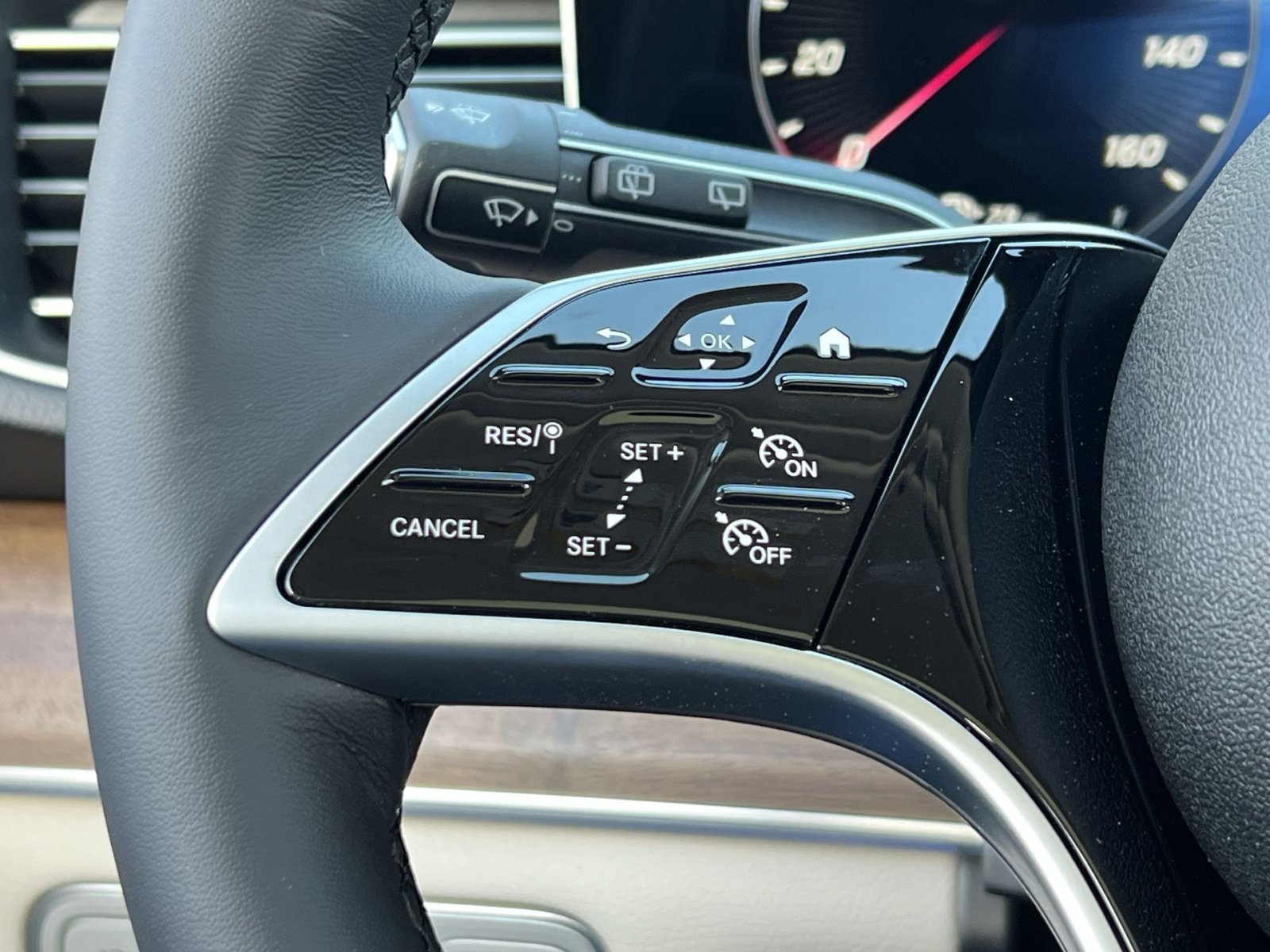 New 2026 Mercedes-Benz GLE 350 4MATIC image 29