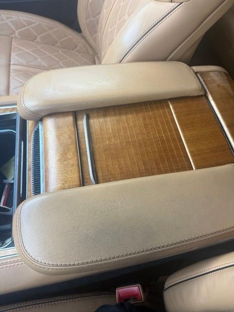 Used 2022 Jeep Grand Wagoneer Series III w/ Rear Seat Video Group 1 AWD/4WD image 18