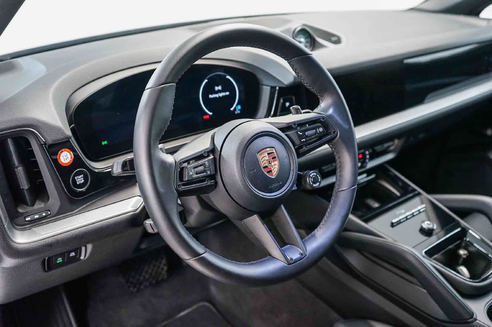 Certified 2026 Porsche Cayenne Coupe AWD/4WD image 4