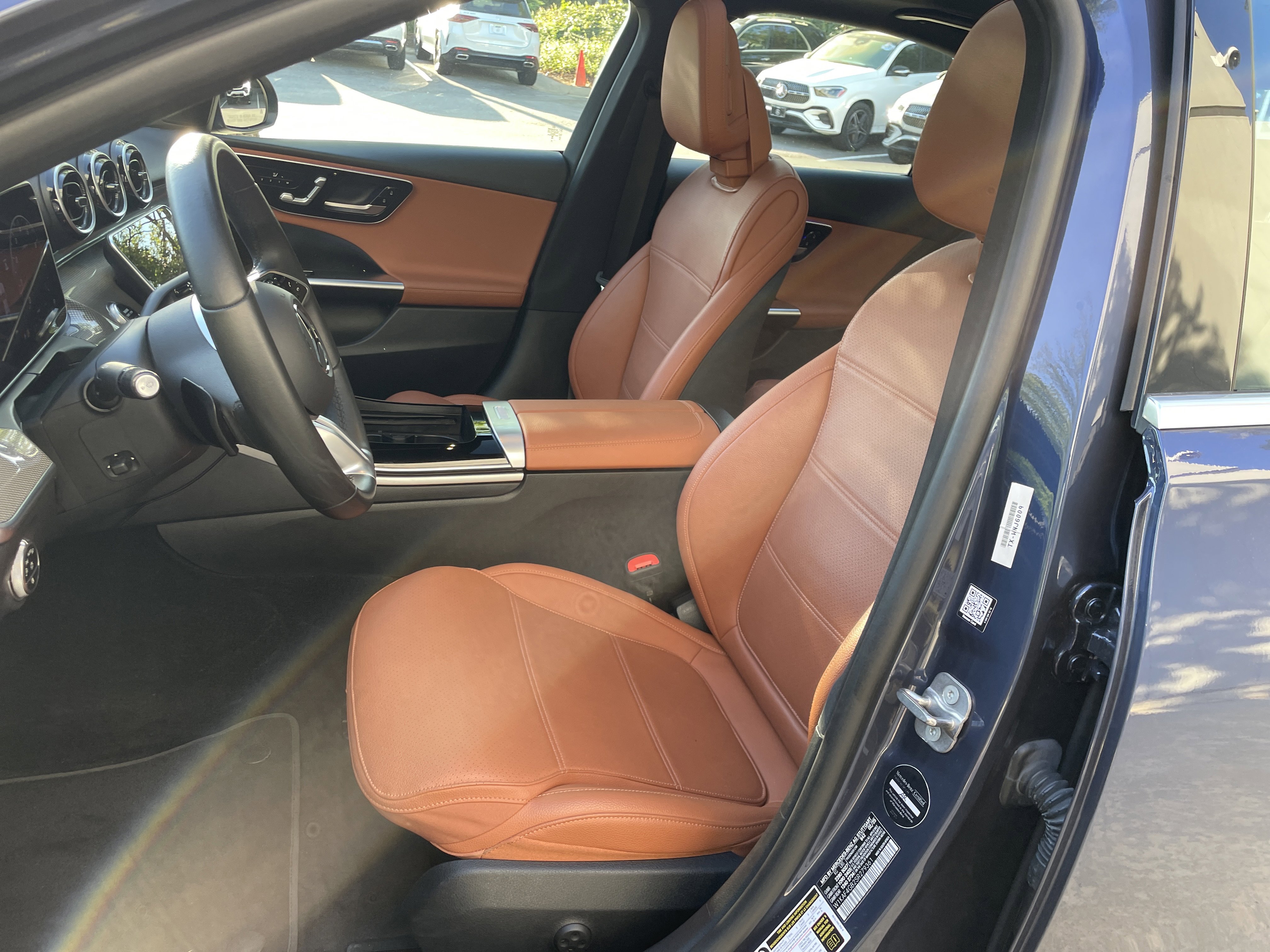 Used 2025 Mercedes-Benz C 300 Sedan image 23