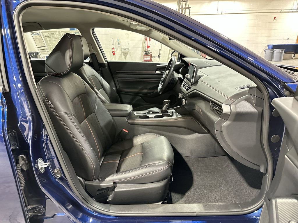 Used 2022 Nissan Altima 2.5 SR image 24