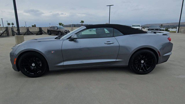 Used 2019 Chevrolet Camaro LT RWD image 5