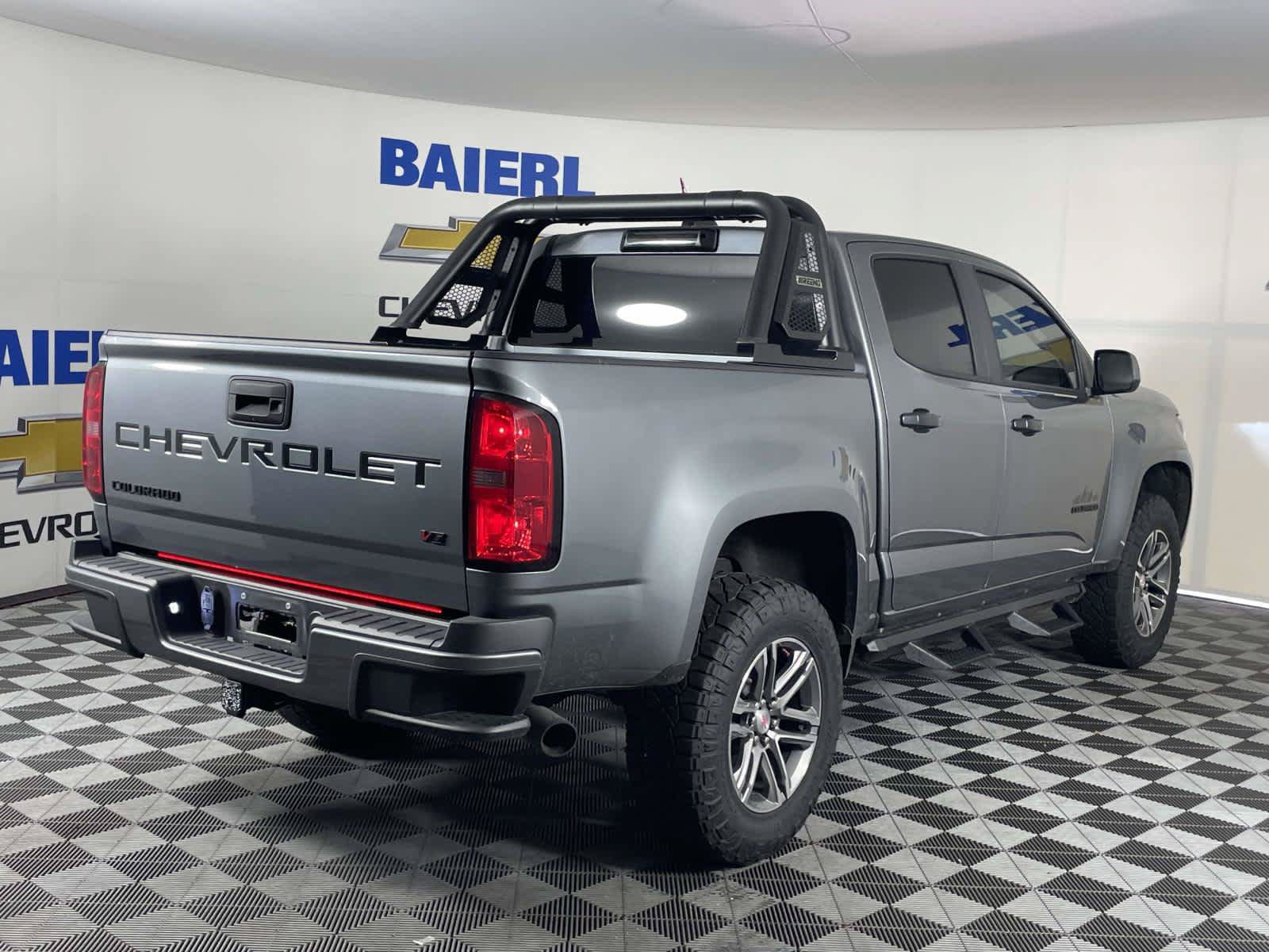 Used 2022 Chevrolet Colorado W/T w/ Custom Special Edition AWD/4WD image 5