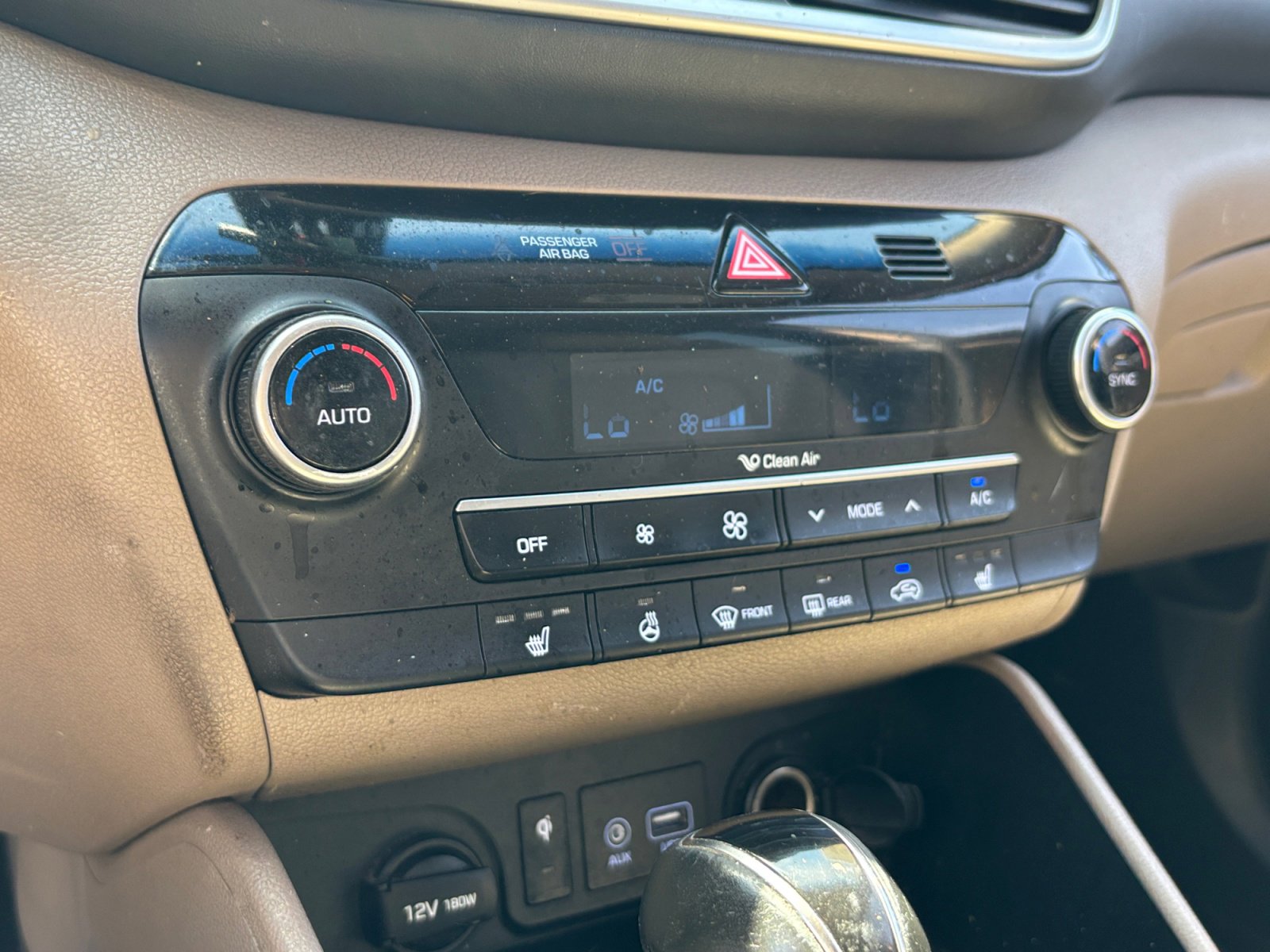 Used 2021 Hyundai Tucson Limited image 30