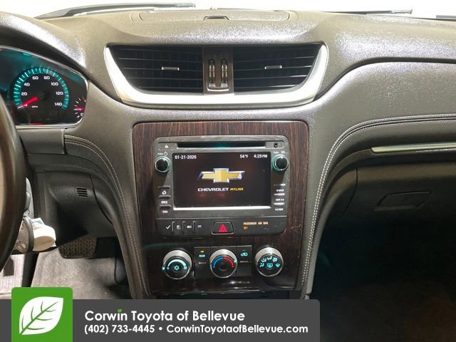 Used 2017 Chevrolet Traverse LT w/ Style and Technology Package image 17