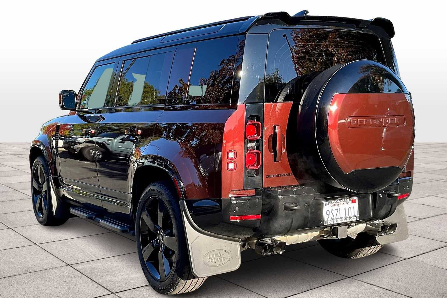 Used 2025 Land Rover Defender 110 Sedona Red Edition image 15