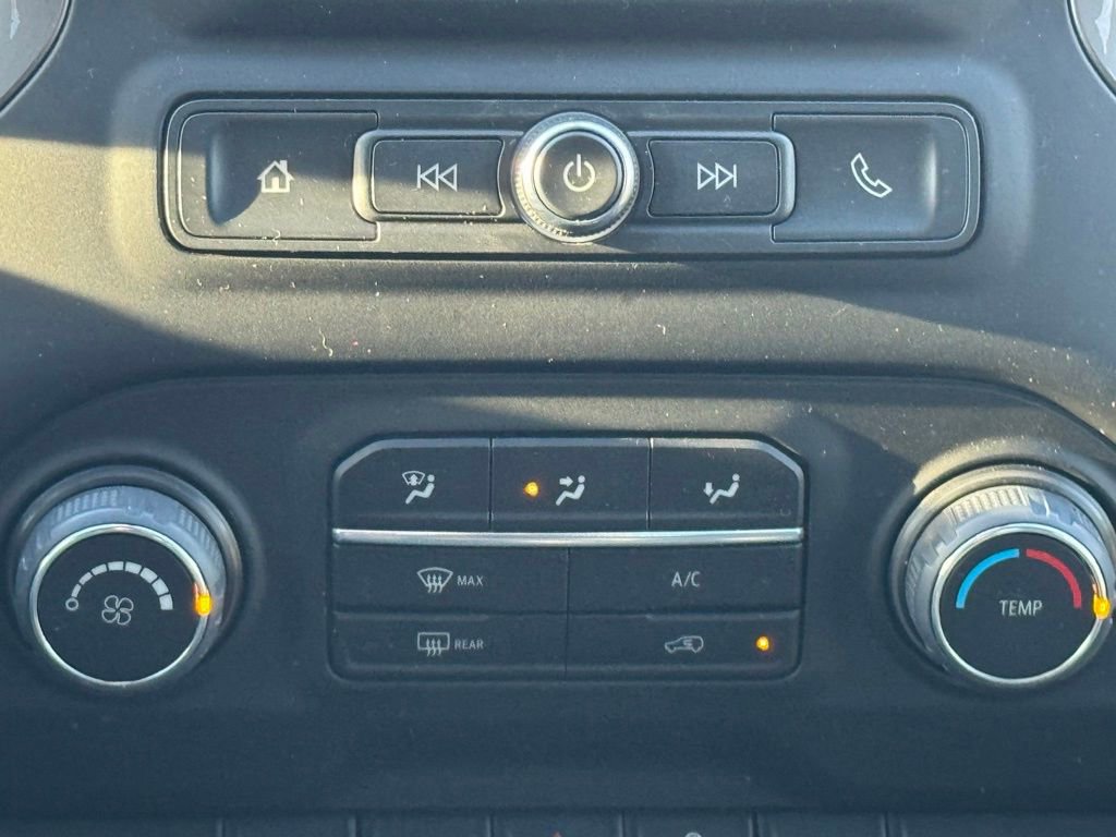 Used 2022 Chevrolet Silverado 1500 Custom image 27