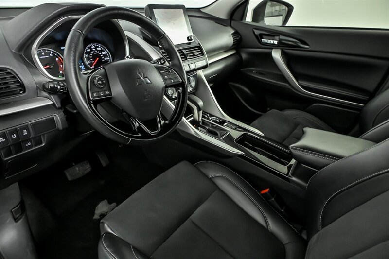 Used 2024 Mitsubishi Eclipse Cross SE AWD/4WD image 16