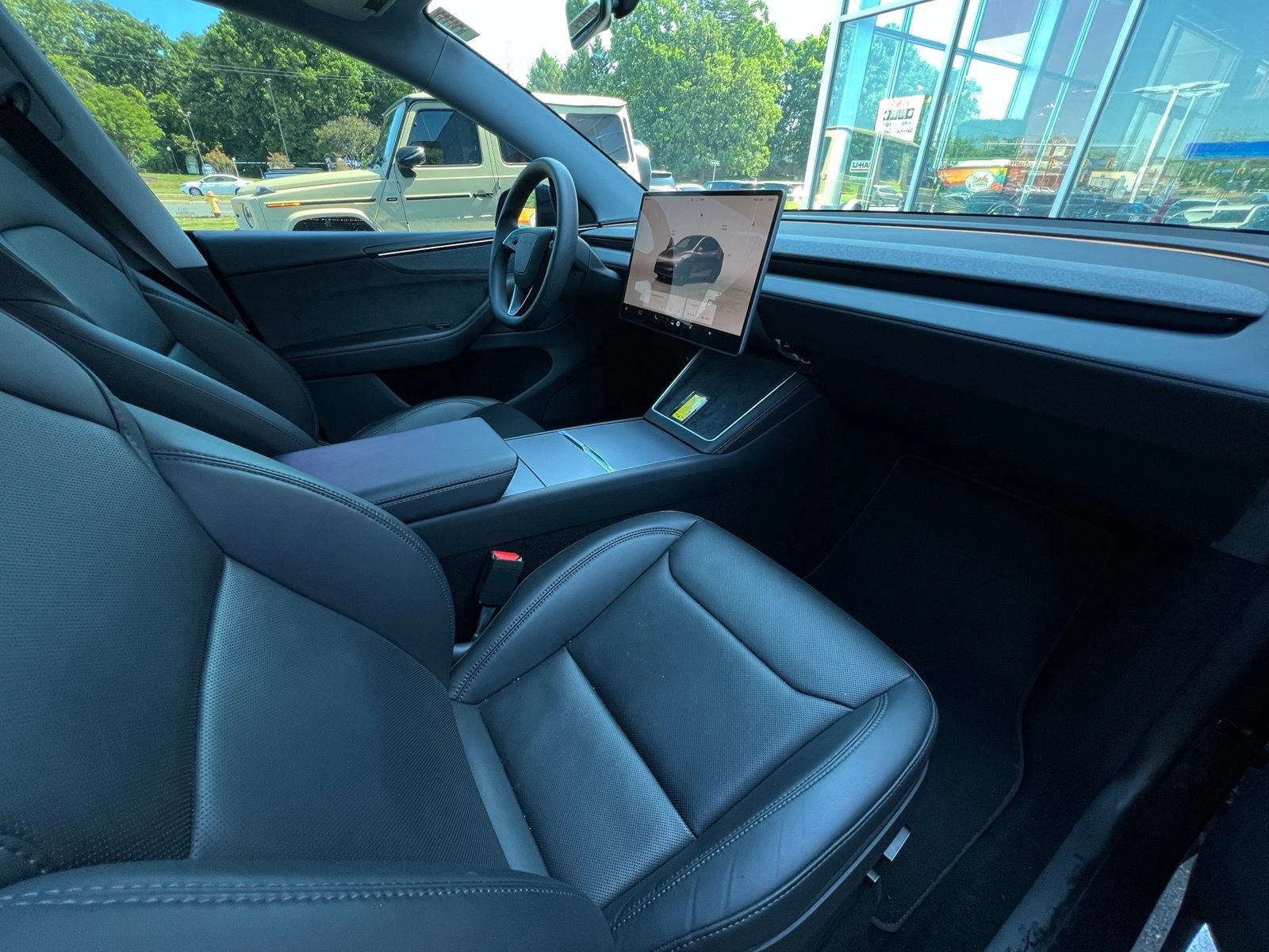 Used 2026 Tesla Model Y AWD image 28