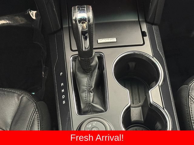 Used 2016 Ford Explorer XLT w/ Equipment Group 202A AWD/4WD image 25