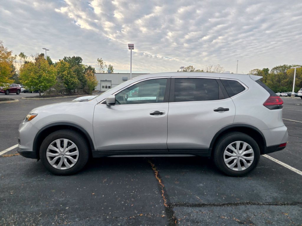 Used 2020 Nissan Rogue S AWD/4WD image 4