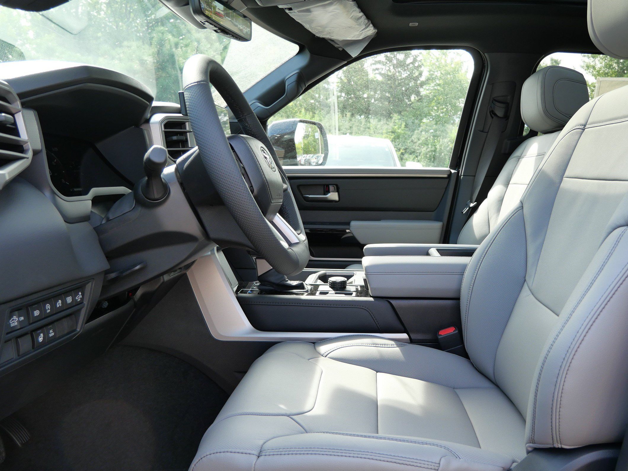 New 2026 Toyota Tundra Limited AWD/4WD image 5