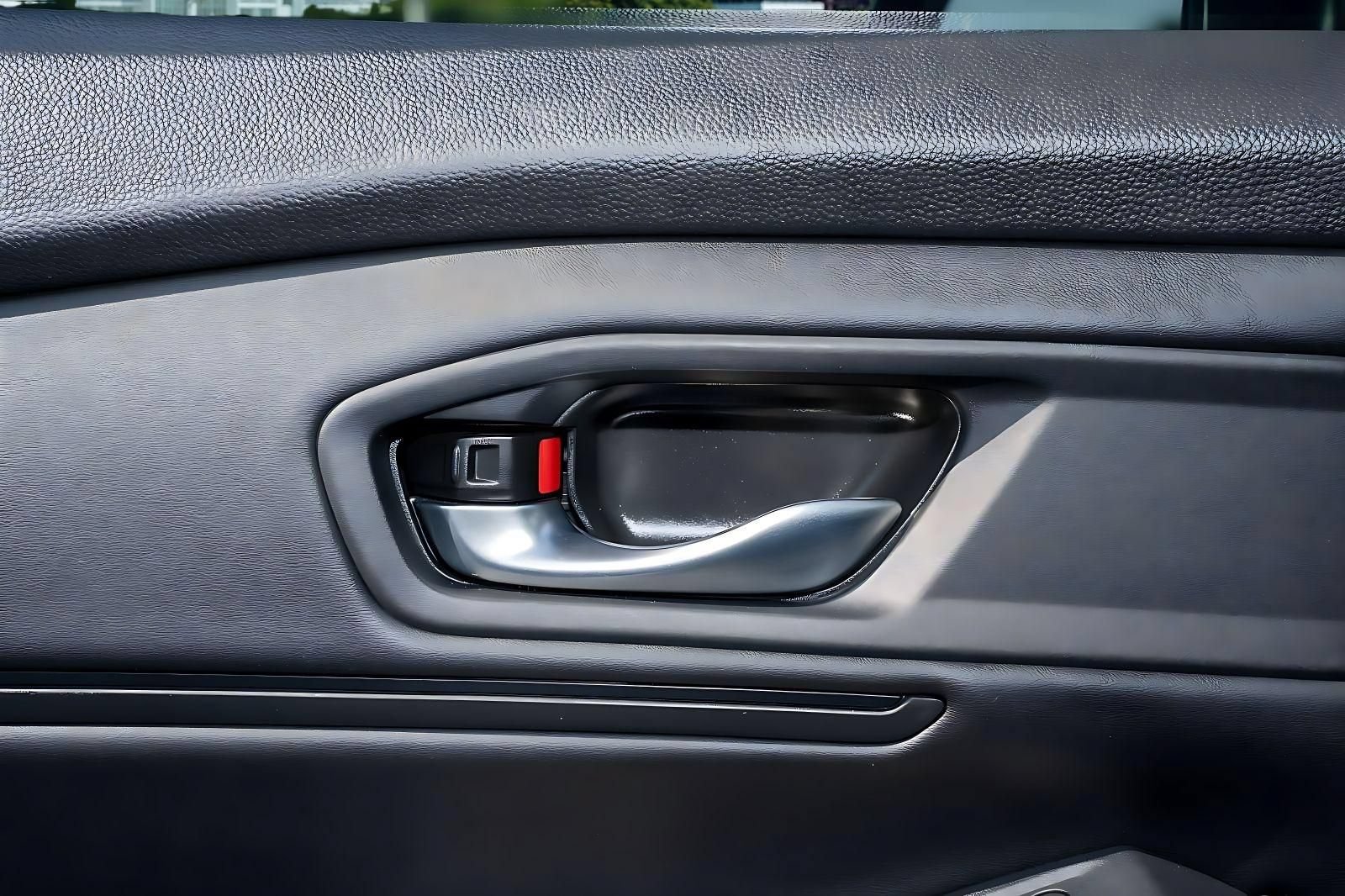 Certified 2024 Honda Accord EX image 27