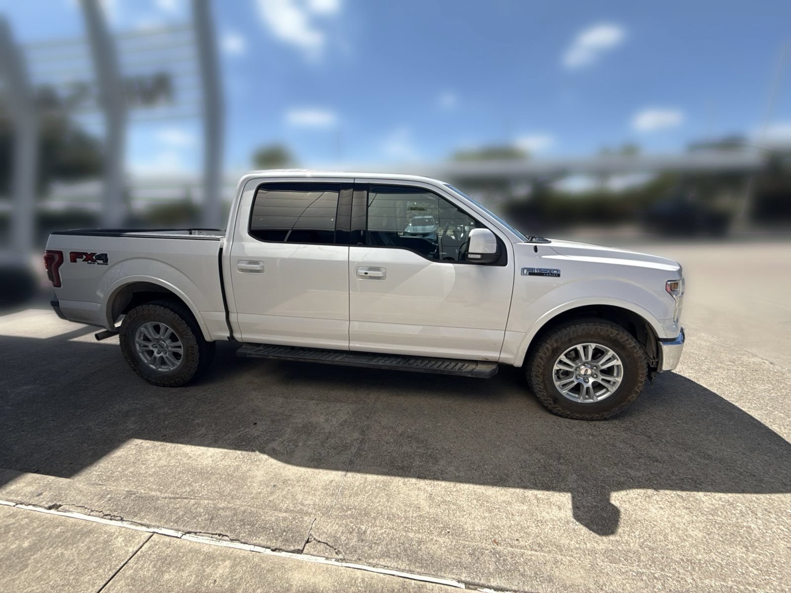 Used 2017 Ford F150 Lariat w/ Equipment Group 501A Mid AWD/4WD image 4
