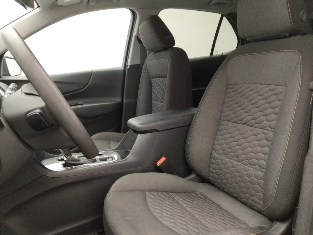 Used 2021 Chevrolet Equinox LT FWD image 17