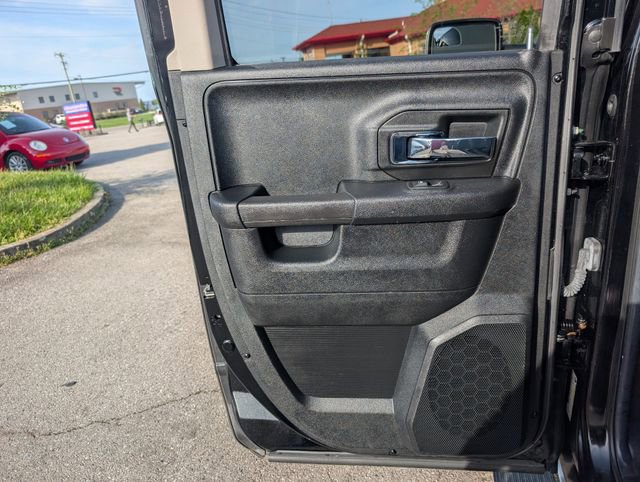 Used 2014 RAM 1500 Laramie w/ Protection Group image 16