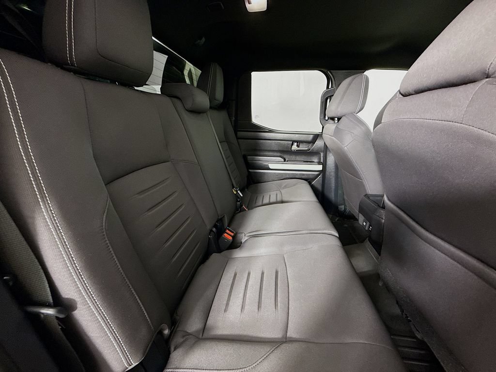 Certified 2024 Toyota Tacoma TRD Off-Road AWD/4WD image 28