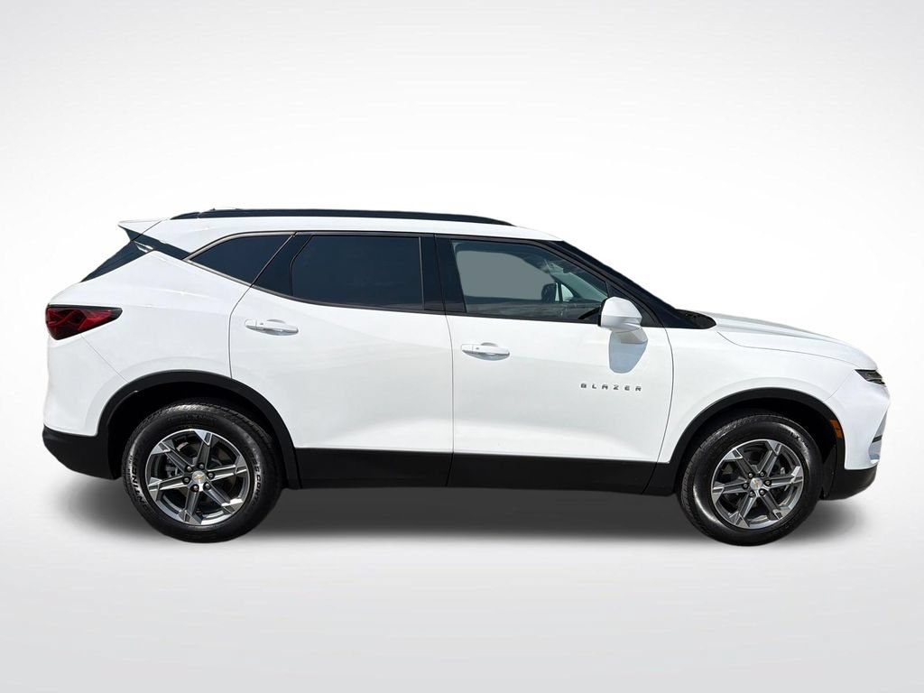 Used 2023 Chevrolet Blazer LT w/ Convenience Package AWD/4WD image 7