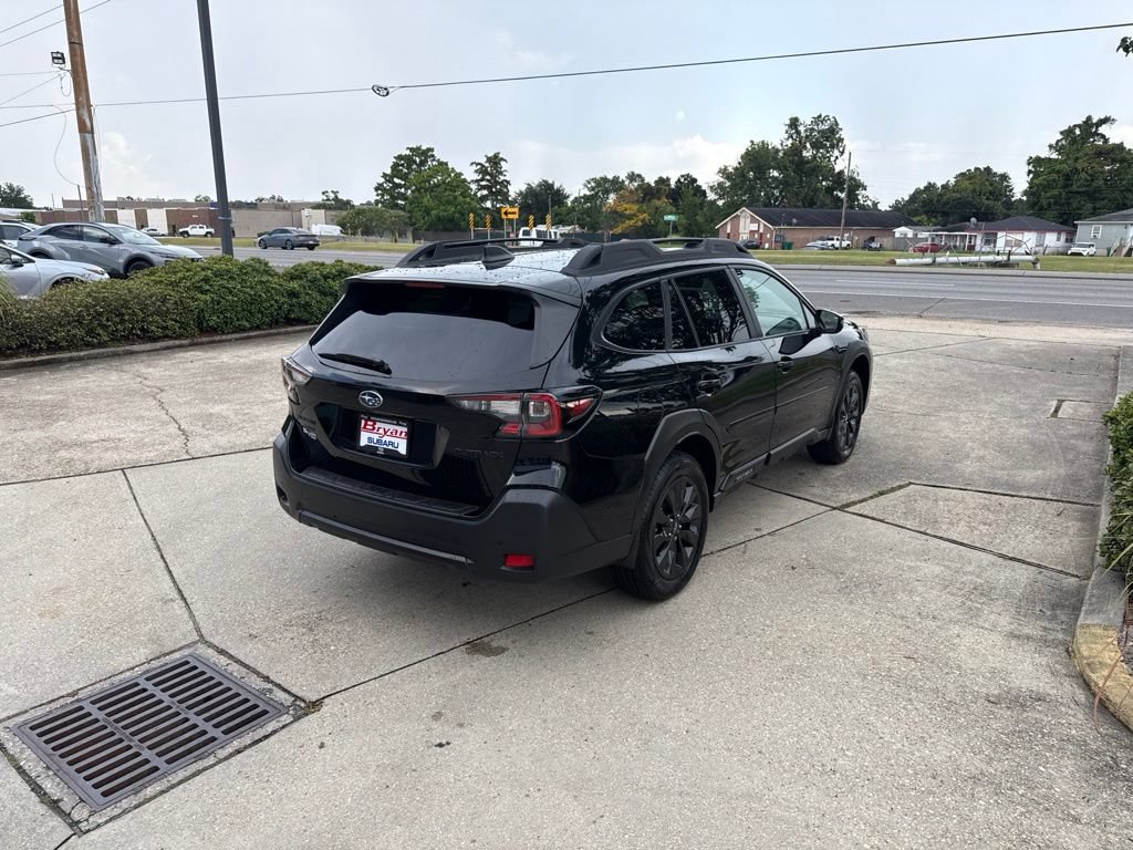Used 2025 Subaru Outback Onyx Edition AWD/4WD image 7