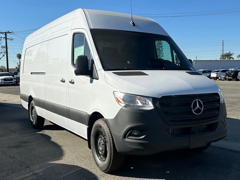 New 2025 Mercedes-Benz Sprinter 2500 image 2