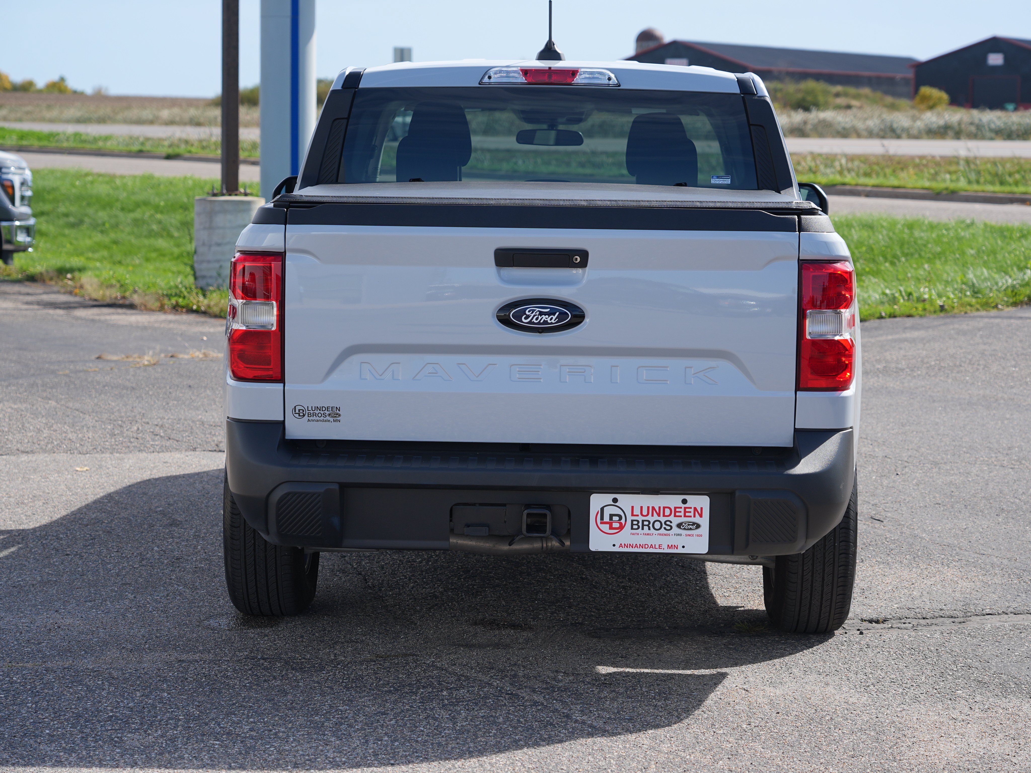 Used 2025 Ford Maverick XLT w/ Equipment Group 301A AWD/4WD image 4