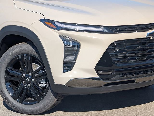 New 2026 Chevrolet Trax ACTIV image 3