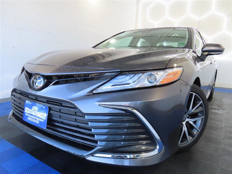 Used 2022 Toyota Camry XLE