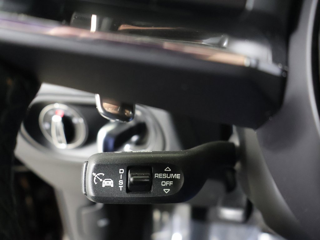 Used 2023 Porsche Macan S image 27