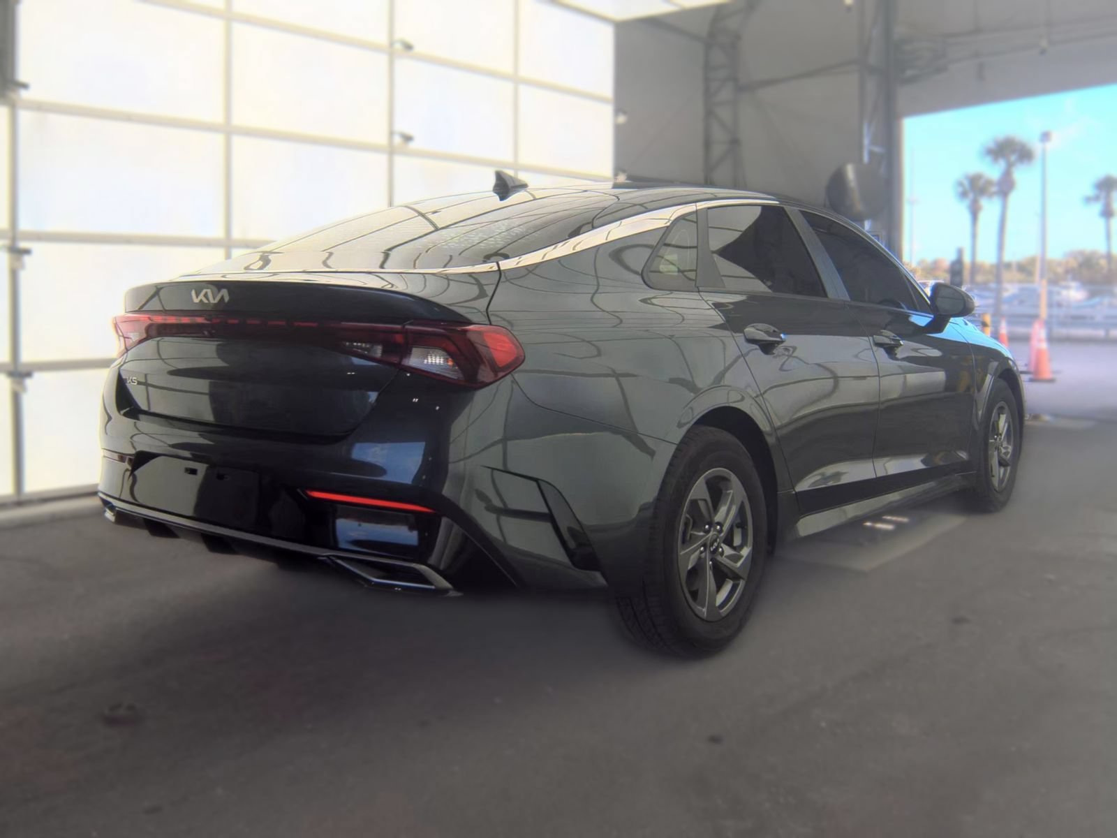 Used 2023 Kia K5 LXS FWD image 6