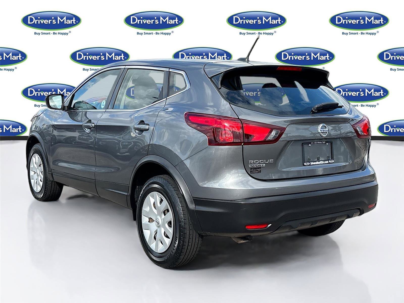 Used 2019 Nissan Rogue Sport S image 5