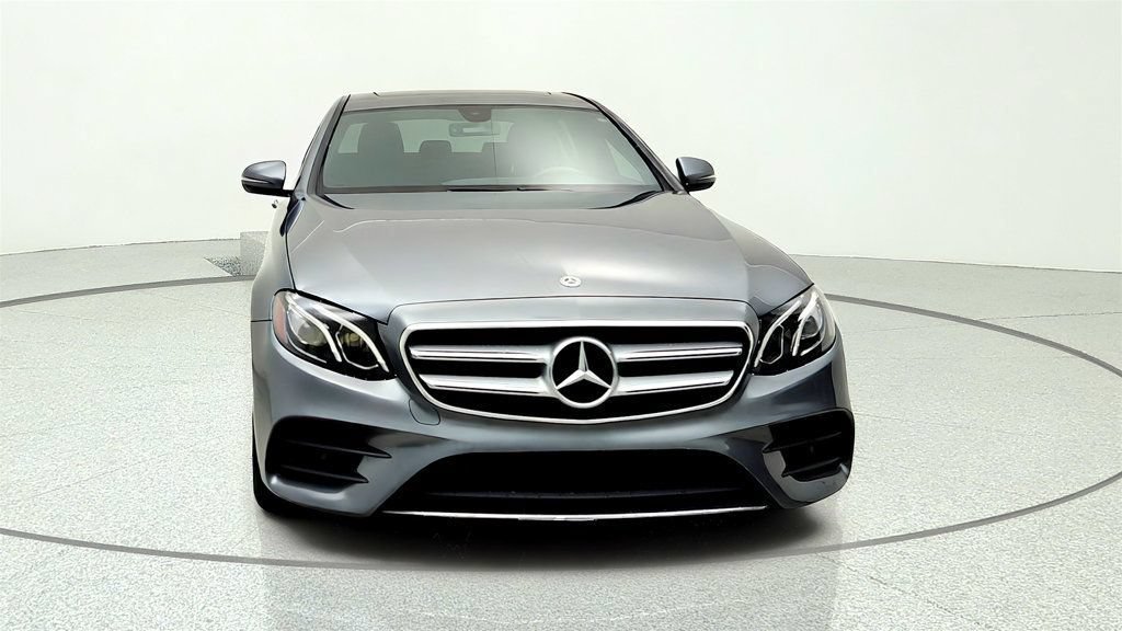 Used 2020 Mercedes-Benz E 350 Sedan image 2