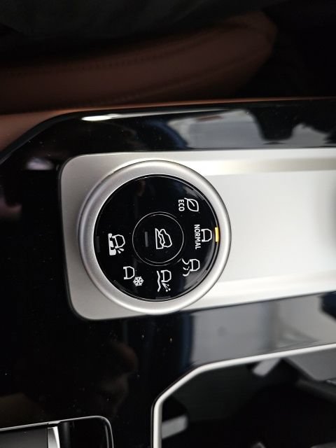 New 2026 Mitsubishi Outlander SEL AWD/4WD image 17