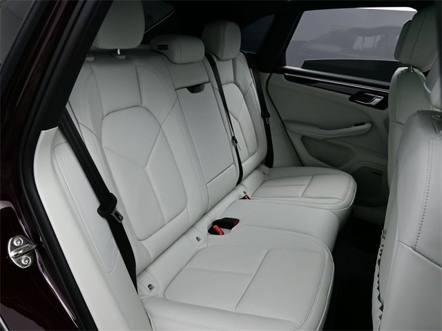 New 2026 Porsche Macan image 21