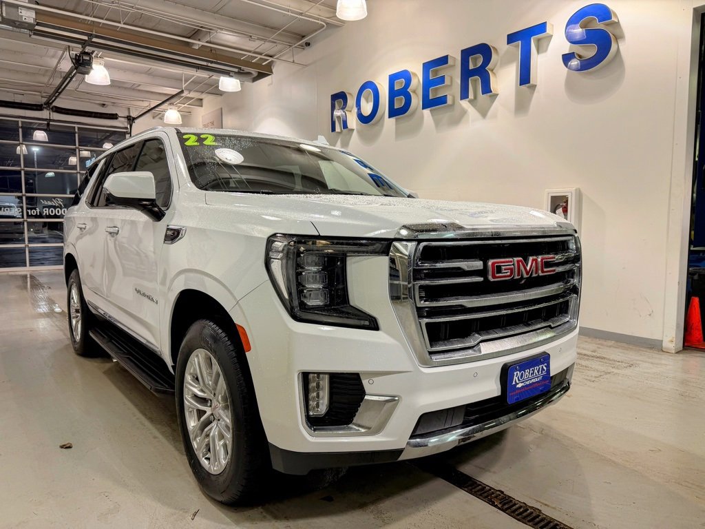 Used 2022 GMC Yukon SLT w/ SLT Luxury Package image 2