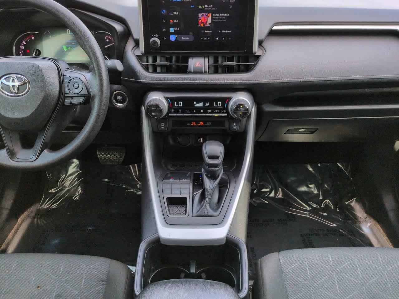 Certified 2024 Toyota RAV4 XLE w/ Convenience Package AWD/4WD image 18