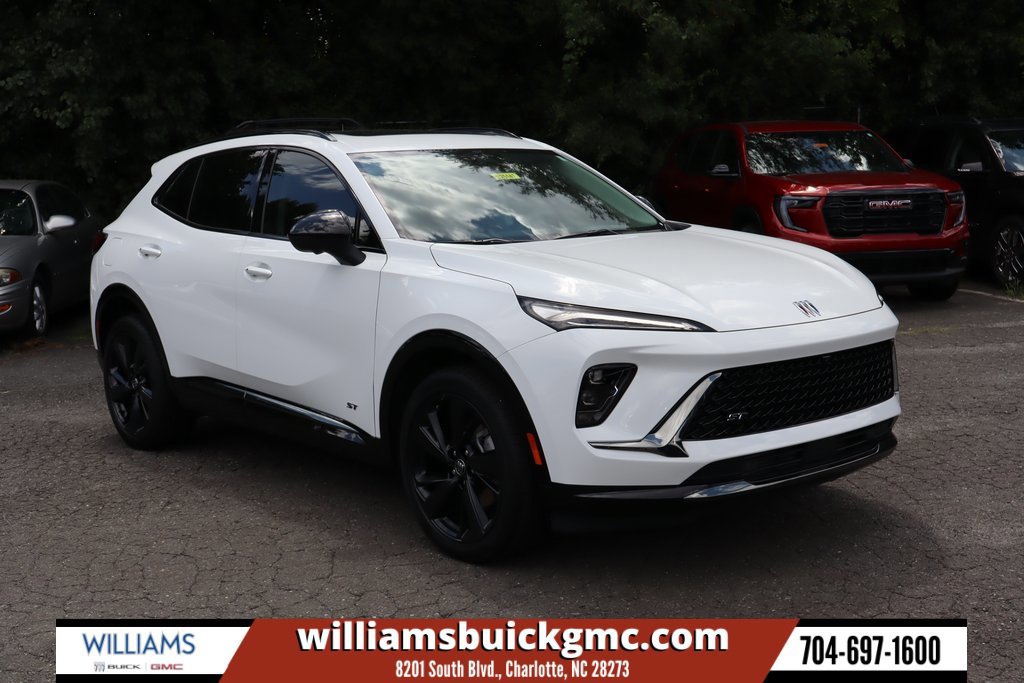 New 2025 Buick Envision Sport Touring image 1