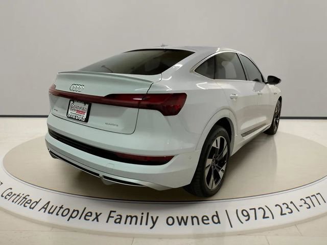 Used 2022 Audi e-tron Premium Plus w/ Premium Plus Package AWD/4WD image 6