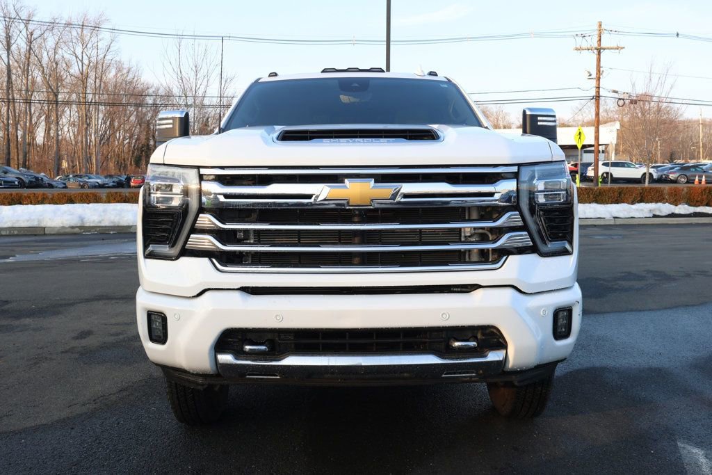 Used 2024 Chevrolet Silverado 3500 High Country w/ High Country Premium Package image 8