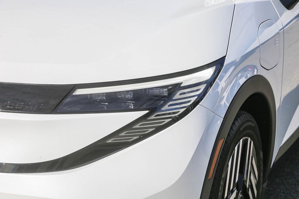 New 2026 Nissan Leaf SV+ w/ Illuminated Package image 4