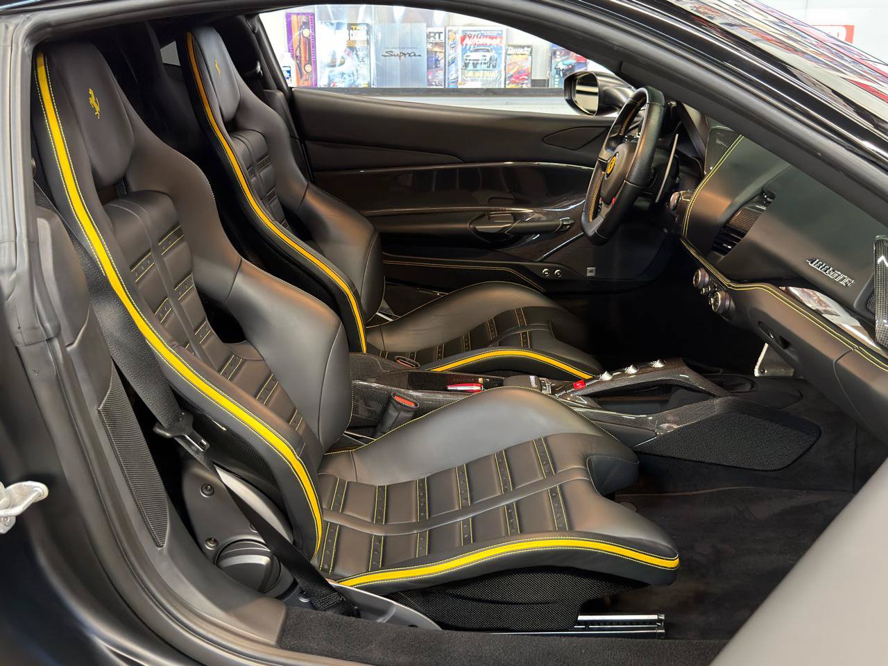 Used 2018 Ferrari 488 GTB RWD image 32