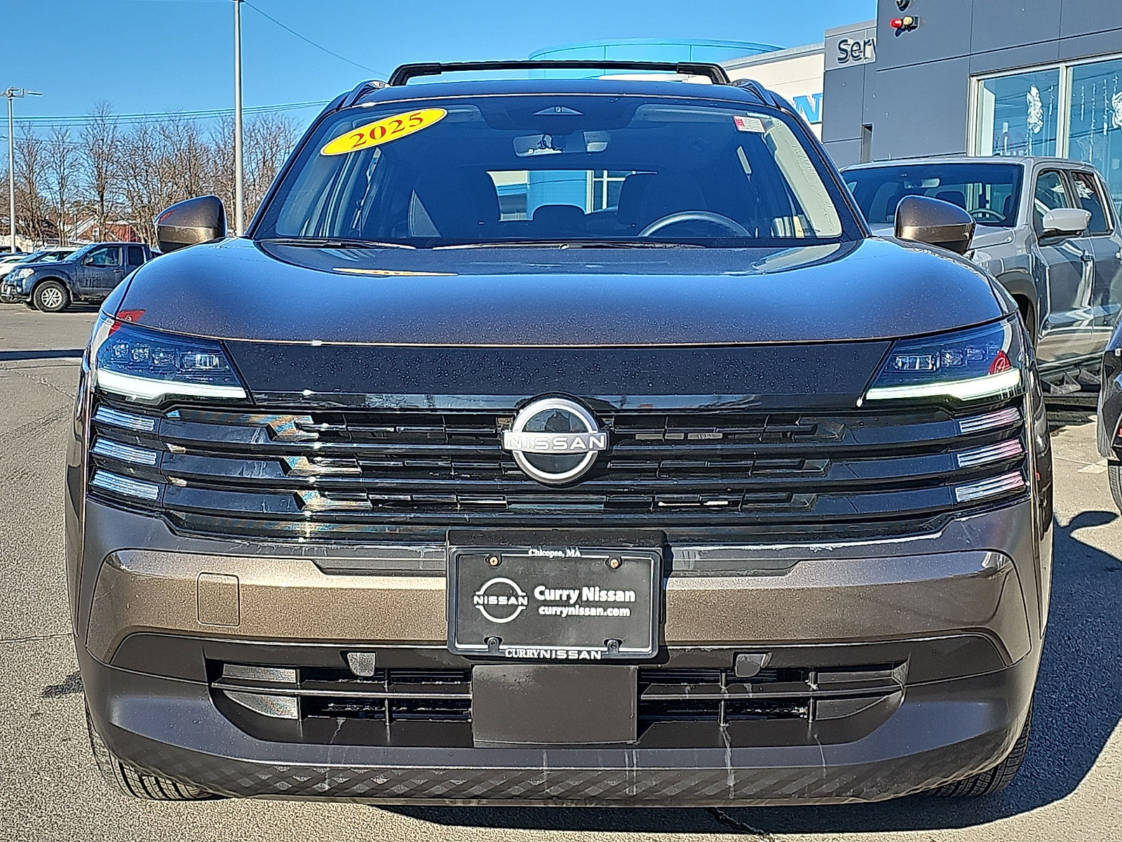 Certified 2025 Nissan Kicks SV w/ SV Premium Package image 2