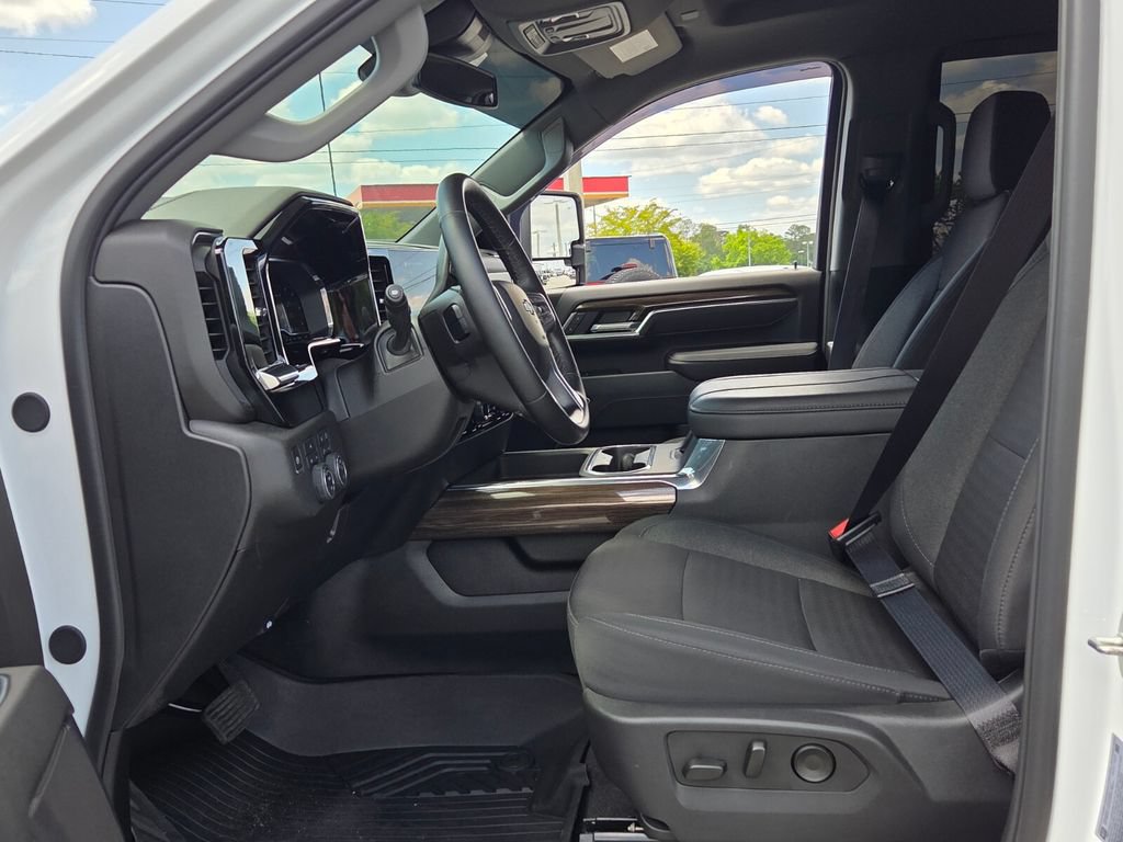 Certified 2025 Chevrolet Silverado 2500 LT w/ Trail Boss Package AWD/4WD image 3