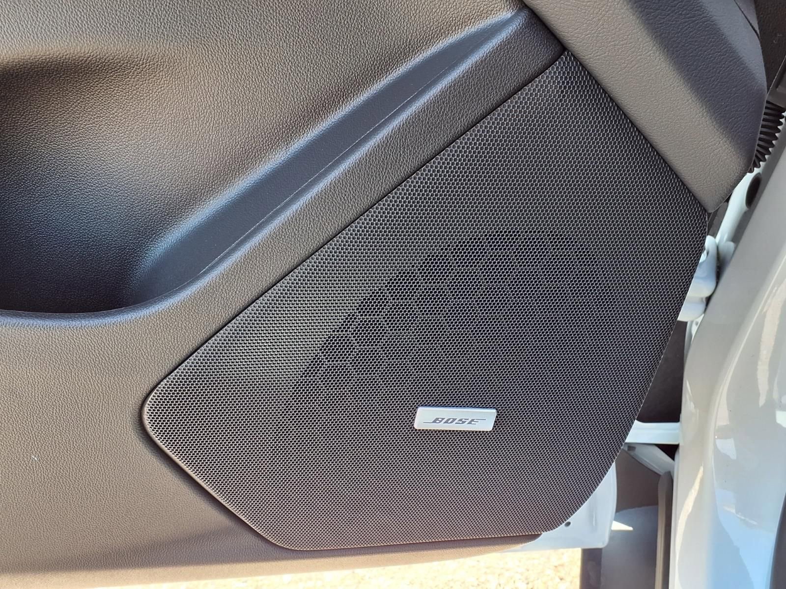 New 2026 Cadillac XT5 Premium Luxury image 13