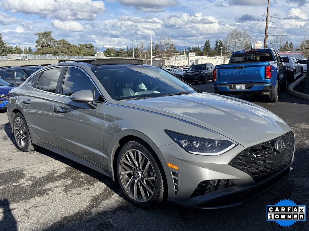 Used 2022 Hyundai Sonata Limited w/ Winter Weather Package image 1