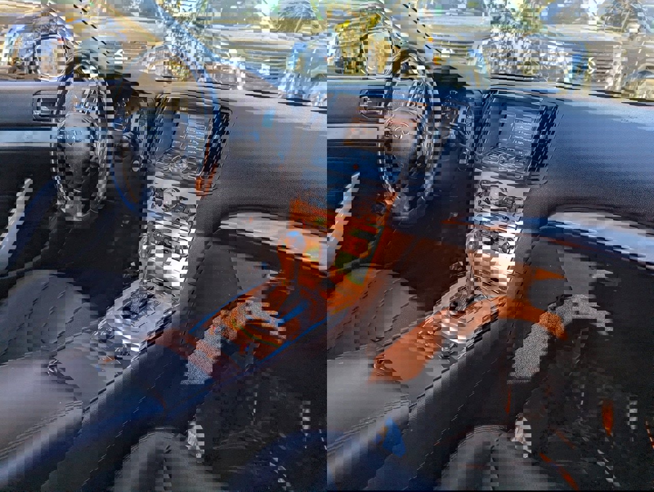 Used 2015 INFINITI Q60 Journey w/ Premium Package image 14