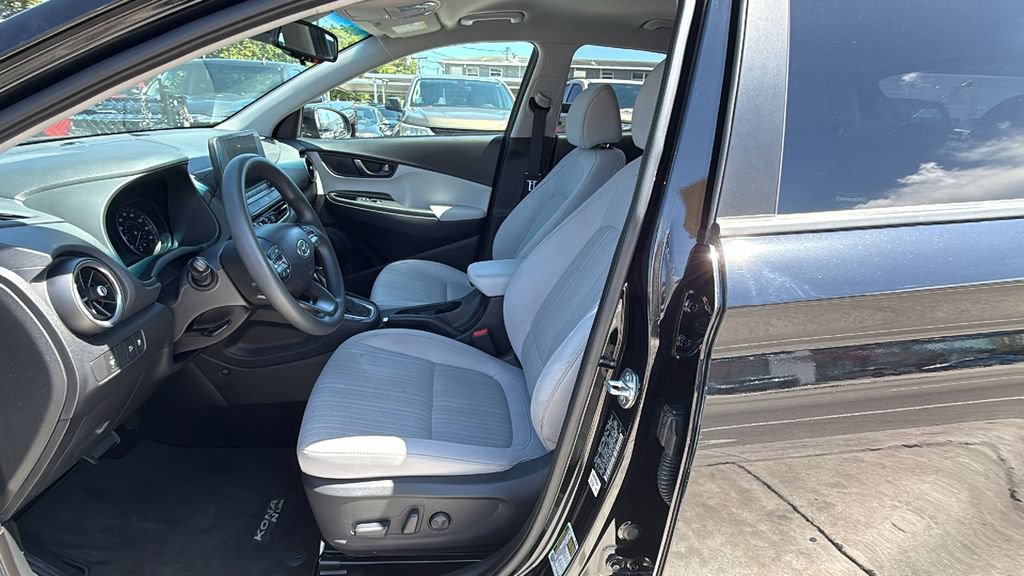 Used 2023 Hyundai Kona SEL FWD image 23