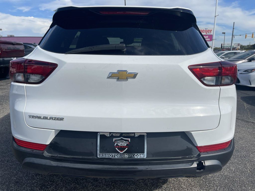 Used 2023 Chevrolet TrailBlazer LS FWD image 5